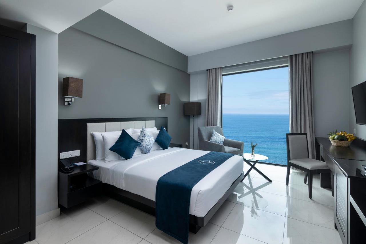 Hotel Maradha Colombo Esterno foto