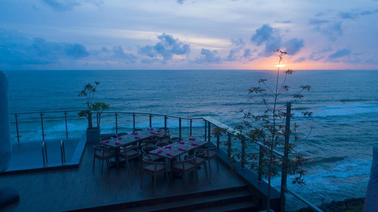 Hotel Maradha Colombo Esterno foto