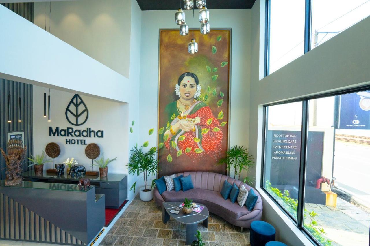 Hotel Maradha Colombo Esterno foto